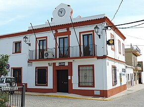 Ayuntamiento El Garrobo.jpg