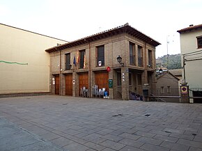 Ayuntamiento en Huerta de Vero 01.jpg