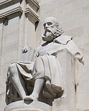 Памятник Мигелю де Сервантесу