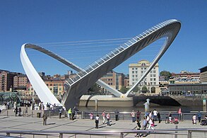 Gateshead millennium bridge open