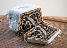 Маковый штоллен