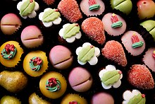 Марципановые конфеты