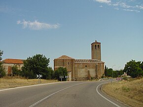 Vista de iglesia en Fresno de Torote.jpg