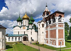 Suzdal Spaso-YevfimiyevMonastery Cathedral 9535.jpg