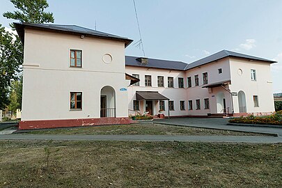 Суворовская центральная районная больница по адресу Тульская область, Суворов, проспект Мира, 49