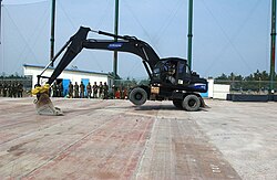 Пневмоколёсный экскаватор