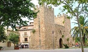 Alcudia, en Mallorca (Baleares, España).jpg