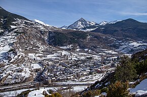 Benasque desde Los Tres Barrancos 01.jpg