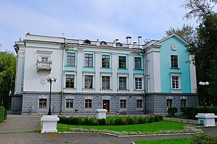 Palace of Culture Rossia (Glazov)-3.jpg