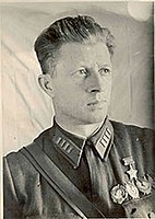 Герой Советского Союза командир 5-й воздушно-десантной бригады полковник А. И. Родимцев, 1941 г.
