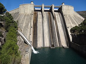 Presa de El Grado - B.JPG