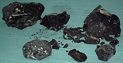 Асфальт из Мёртвого моря