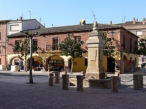 ALESANCO-03-Plaza de la Constitucion.jpg