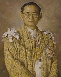 Portrait painting of Bhumibol Adulyadej (cropped).jpg