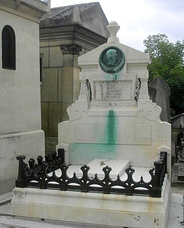 Могила Жозефа Луи Гей-Люссака на кладбище Пер-Лашез в Париже