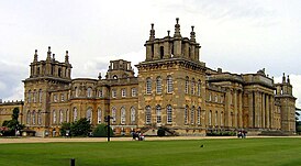 Blenheim Palace 2006 cropped.jpg