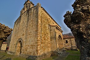 Iglesia parroquial de Silió - suroeste.jpg