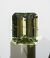 Green beryl - Cleveland Museum of Natural History (34584871622).jpg
