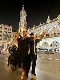 Пара танцует в Веракрусе