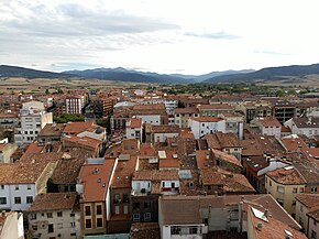 Sierra de la Demanda desde Santo Domingo de la Calzada.jpg