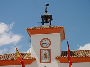 Torre del ayuntamiento en Villamanrique de Tajo.jpg