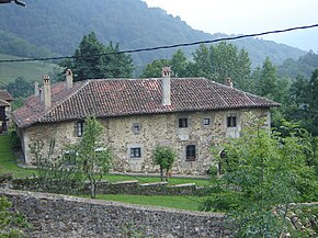PalacioMirandaQuirós Llanuces Asturias.JPG