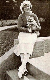 Актриса Норма Талмадж с пекинесом, 14 августа 1920 год