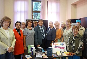 Марсель Салимов в библиотеке Пушкина (Сочи) 2018.jpg