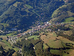 Pola de Allande aérea.jpg