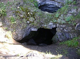 Вход в Лаклинскую пещеру.jpg