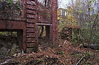 Руины бывшей «светлицы» ЯБМ