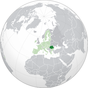 Расположение Румынии (тёмно-зелёный): — в Европе (светло-зелёный и тёмно-серый) — в Европейском союзе (светло-зелёный)