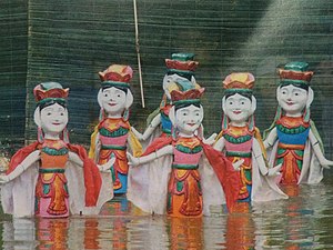 Женские фигурки