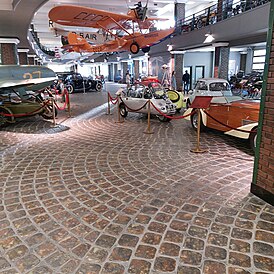 Музей техники Вадима Задорожного 3.jpg