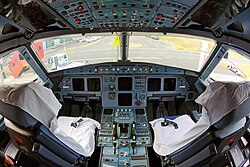 Кабина пилотов