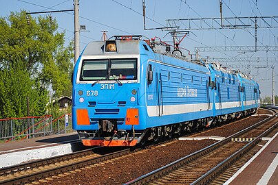 Электровоз «Андрей Лесников» на станции Батайск