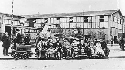 Электрическая железная дорога компании Siemens & Halske на Берлинской выставке 1879 года