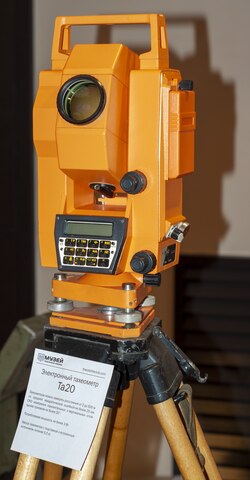 Тахеометр UOMZ Ta20 1995