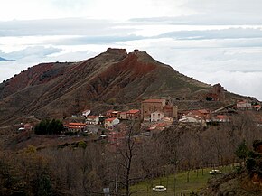 Castillo de Ocon , Valle de Ocon , La Rioja.JPG