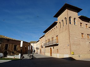 Sangarrén - Ayuntamiento (02).jpg