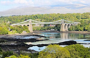 Висячий мост через Менай в Гвинедде