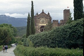 Javier-02-Kirche-Burg-1996-gje.jpg