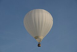 Bristol Balloon Fiesta 2009 MMB 32 G-CDDM.jpg