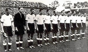 L'équipe d'Allemagne championne du monde de football en 1954.jpg